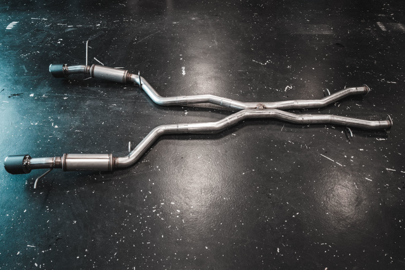 MBRP 18-23 Dodge Durango SRT 6.4L Armor Pro T304 SS 3in Cat Back Exhaust Dual Rear Exit w/ CF Tips - Image 5