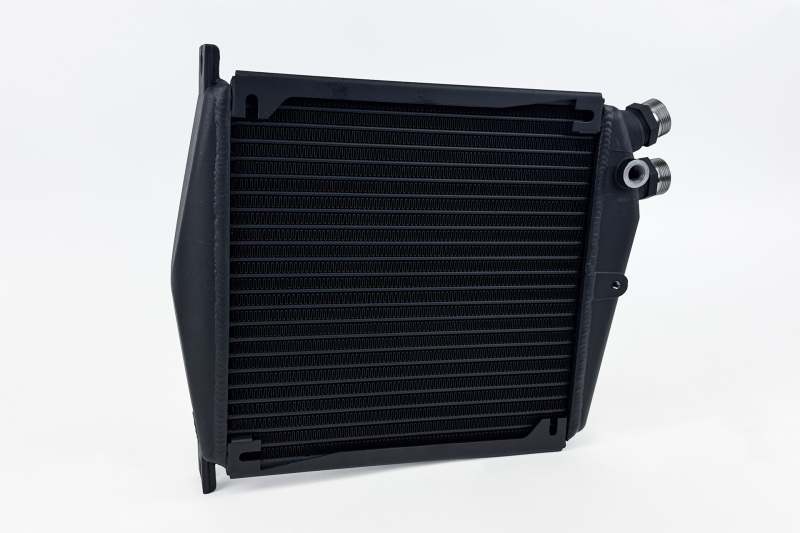 CSF Porsche 964/993 OEM+ Performance Fender Oil Cooler - Image 10