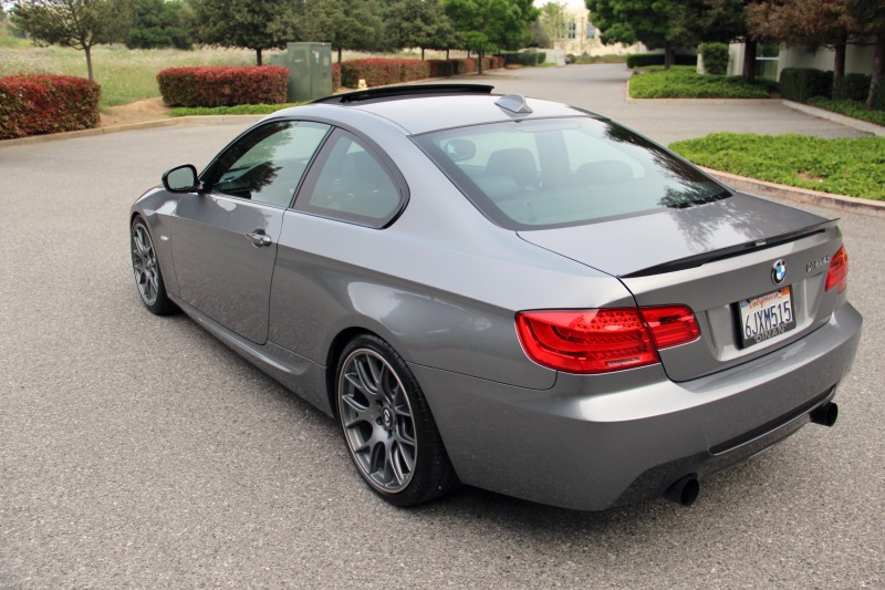 Dinan 07-13 BMW 335i/335is/335xi (E92/E93) Free Flow Axleback Exhaust System - Black Tips - Image 2