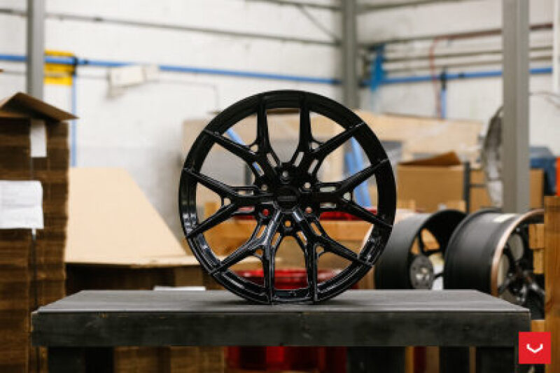 Vossen HF6-4 - 20x9 - 8x180 - ET0 - Super Deep Face - 124.3 - Gloss Black Wheel