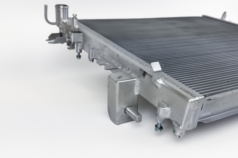 CSF 18-24 Jeep Wrangler 3.6L V6 Heavy Duty 2-Row Radiator - Image 6