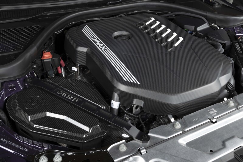 Dinan 19-26 BMW B58D (G01/G02/G20/G22/G23/G26/G42) Matte Carbon Fiber Engine Cover w/Gloss Accents - Image 4