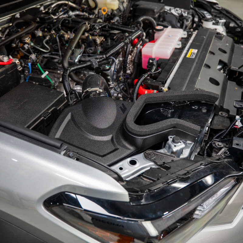 Mishimoto 2024+ Toyota Tacoma Performance Air Intake - Oiled - Image 8