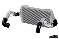do88 92-98 Volvo 740/940 Turbo (76mm Throttle) BigPack Intercooler Kit w/Black Hoses