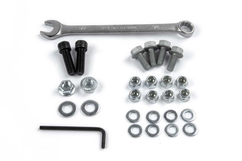 Dinan 97-03 BMW 525i/528i/530i/540i/M5 (E39) Brushed Alum. w/Carbon Inlays Shock Tower Brace - Rear - Image 6