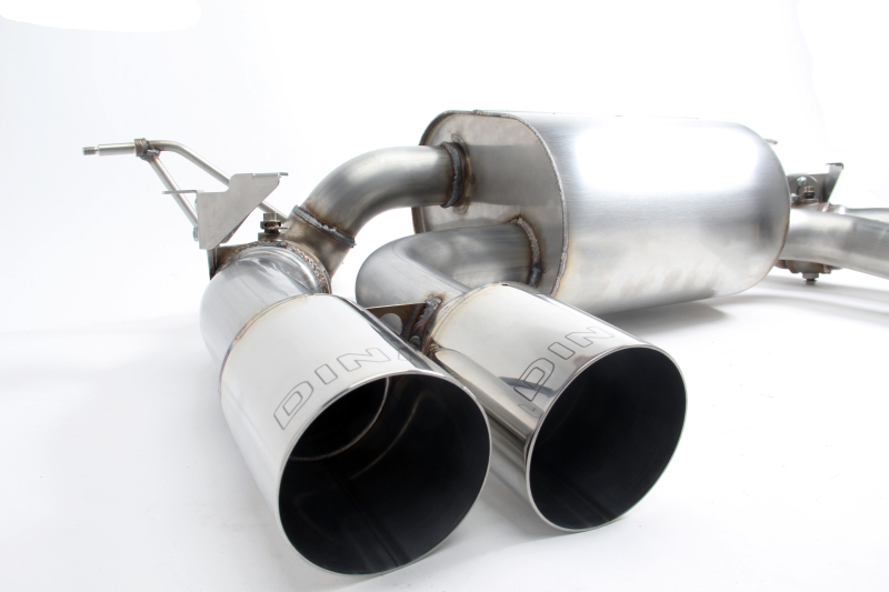 Dinan 15-20 BMW M3/M4 (F80/F82/F83) Free Flow Axleback Exhaust System - Polished Tips - Image 3
