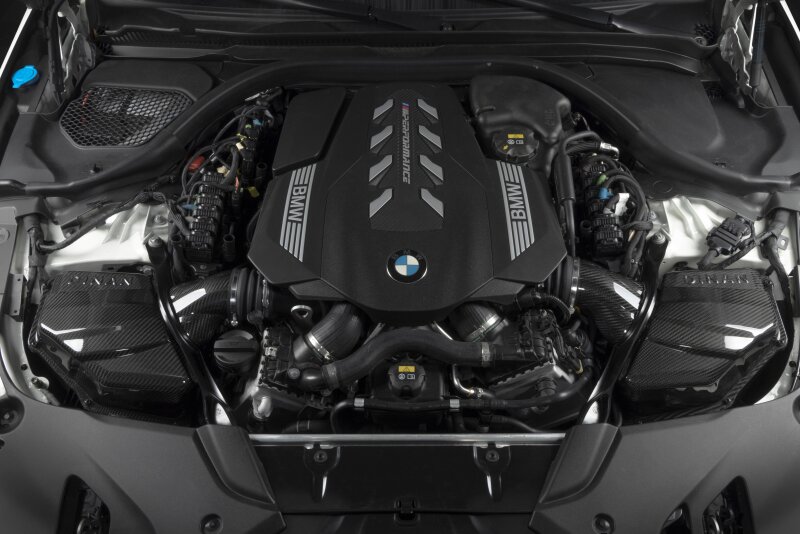 Dinan 20-23 BMW M550i (G30)/19-26 BMW M850i (G14/G15/G16) Carbon Fiber Cold Air Intake - Image 10