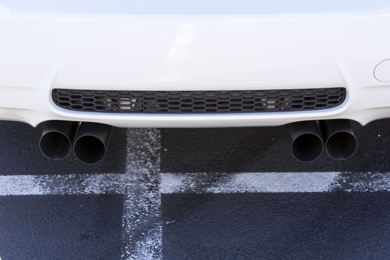 Dinan 08-11 BMW M3 (E90) Free Flow Axleback Exhaust System - Black Tips - Image 3