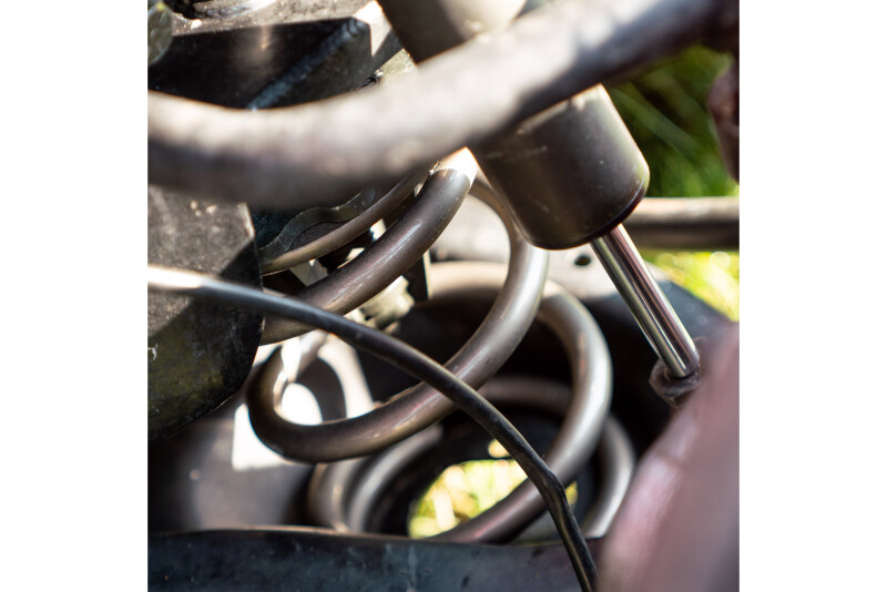 Eibach ERS 16in L x 3.50in OD Platinum Rear Spring - 100 lbs/in - Image 3