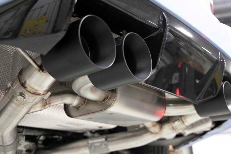 Dinan 23-26 BMW M2 (G87) Valved Axleback Exhaust System - Black Tips - Image 9