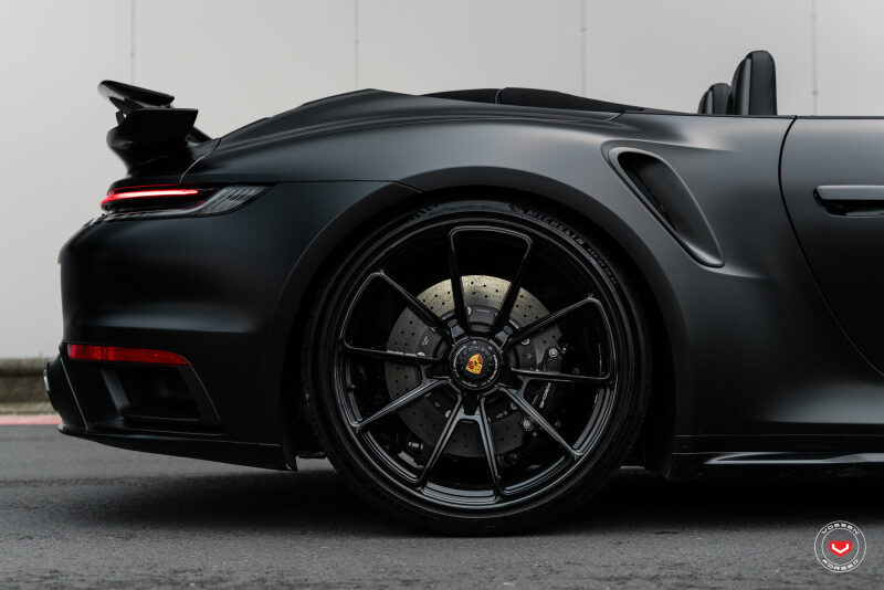 Vossen X Champion RS92 20X12 -Et50 / Gloss Black Wheel / Centerlock / 911 Turbo 991 - Rear