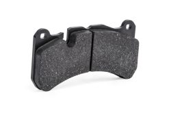 Dinan 12-27 BMW 2/3/4-Series (F22/F23/F30/F31/F32/F36/F80/F82/F87/G20/G22/G42) Brake Pad Set - Front - Image 2